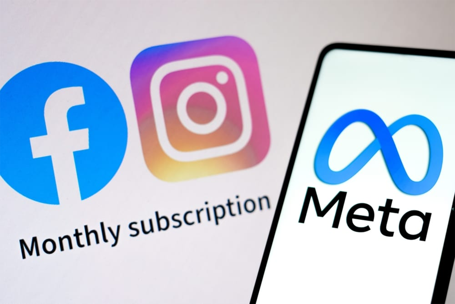 meta - subskrypcje bez reklam na facebooku i instagramie