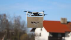 Amazon uruchamia dostawy dronami w kolejnym regionie