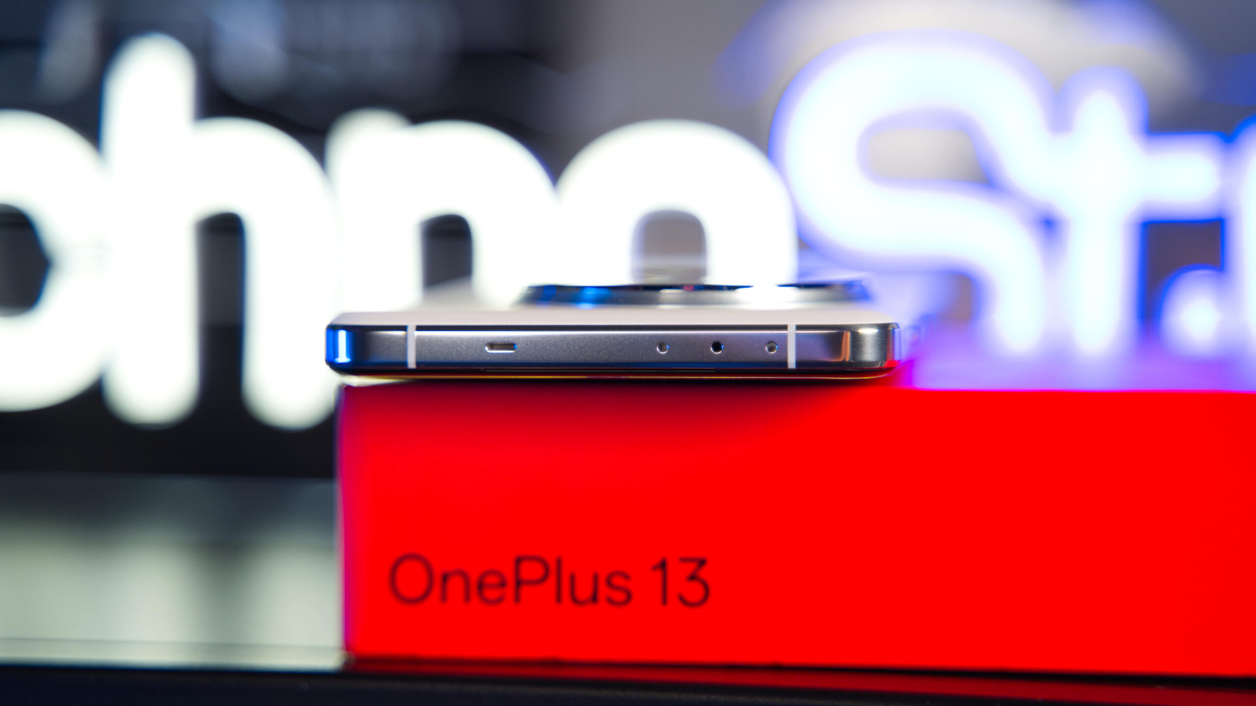 OnePlus 13 jest potężny, ale czy Cię na niego stać? - test OnePlus 13