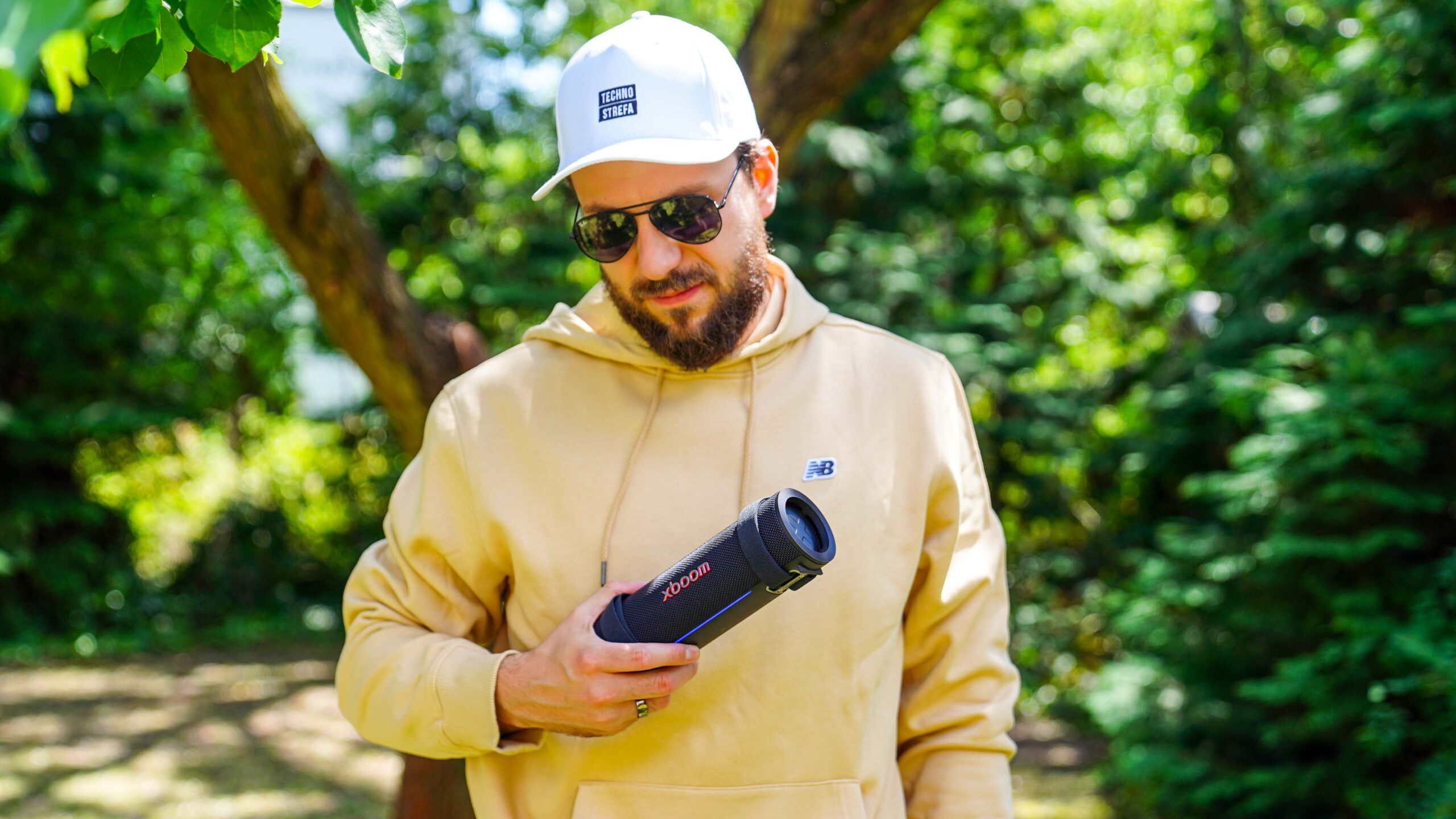 lg xboom grab