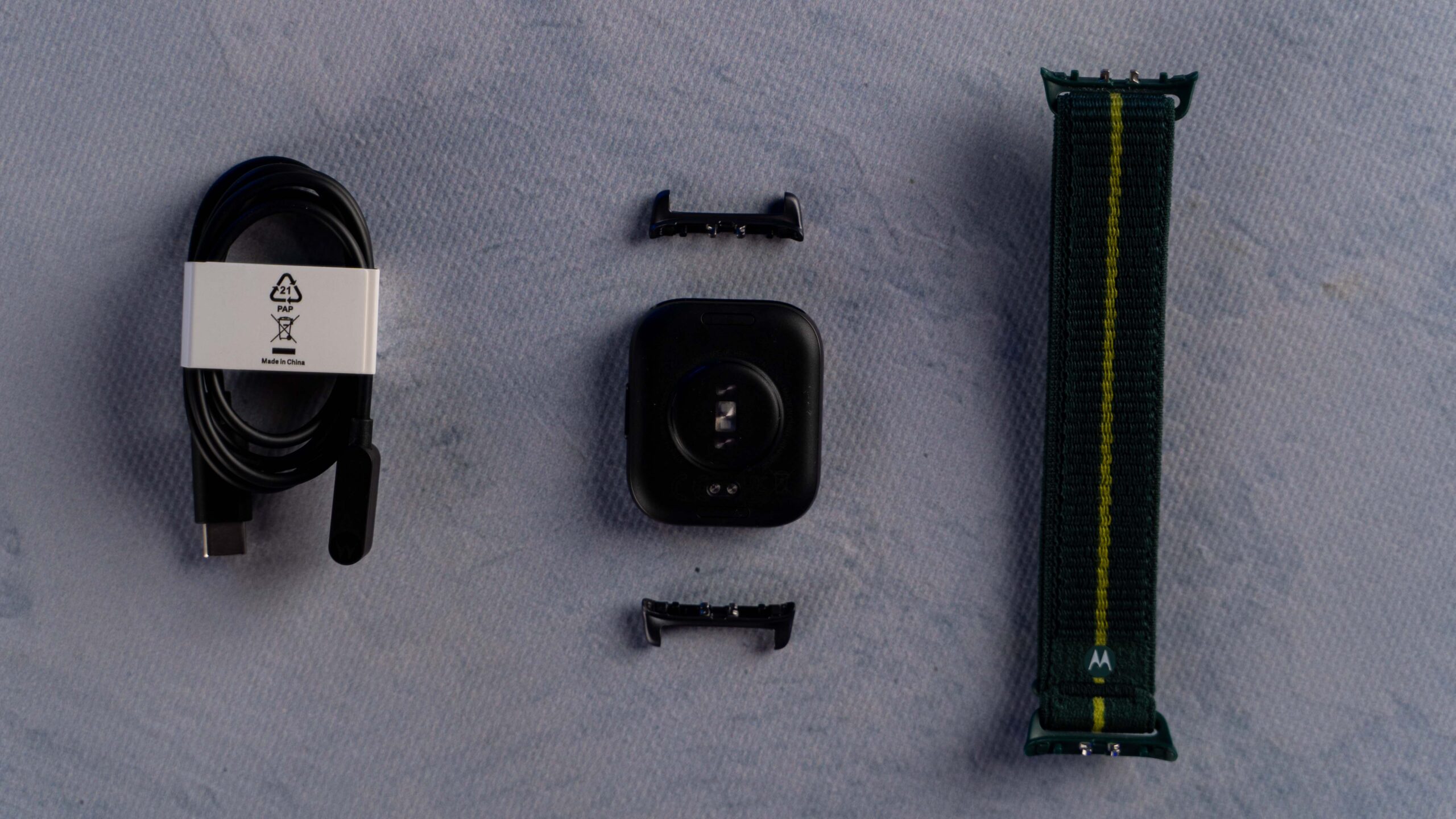 motorola moto watch fit