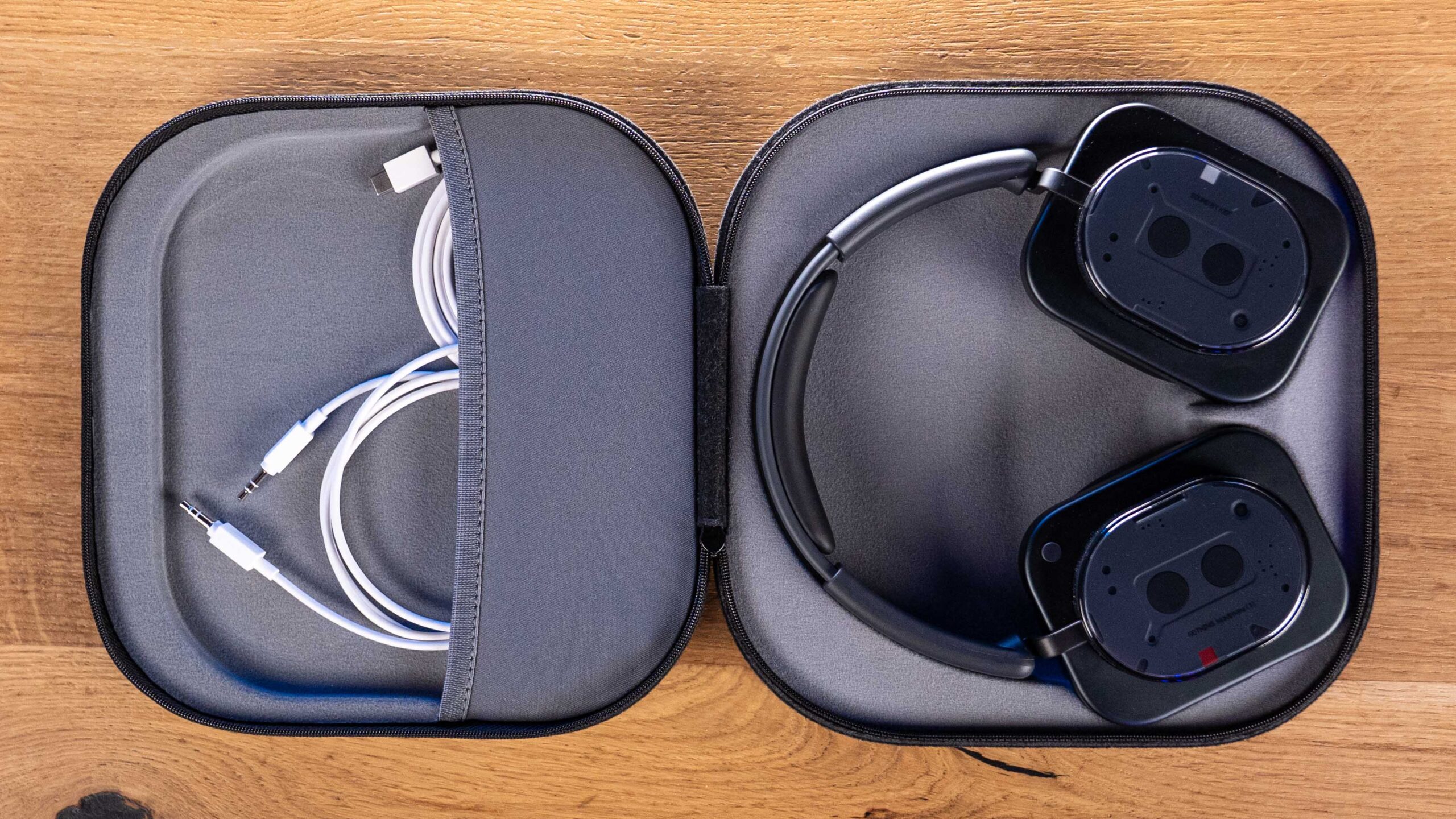 Nothing Headphone (1)