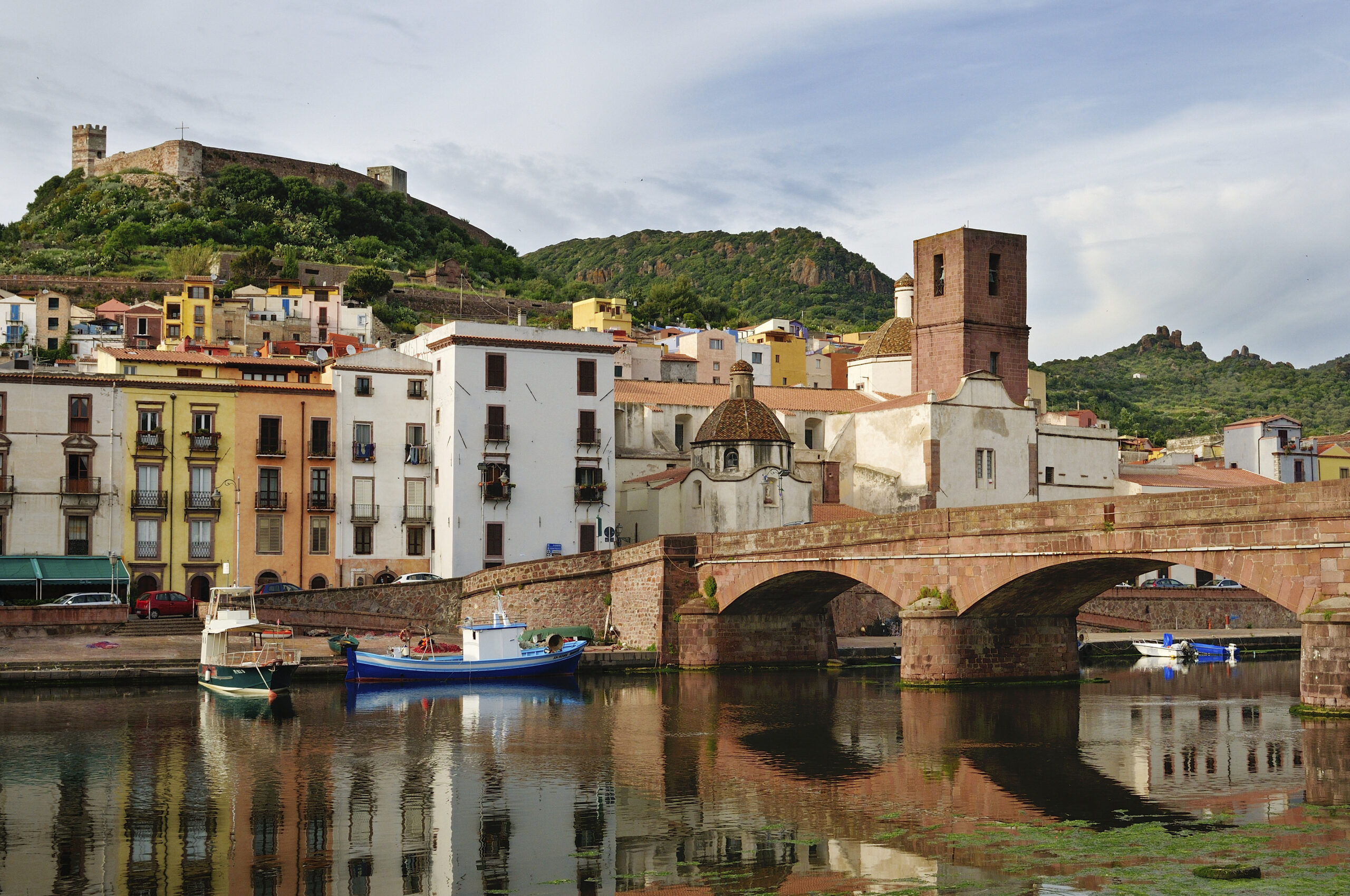 Bosa, Sardynia, Włochy Skyscanner