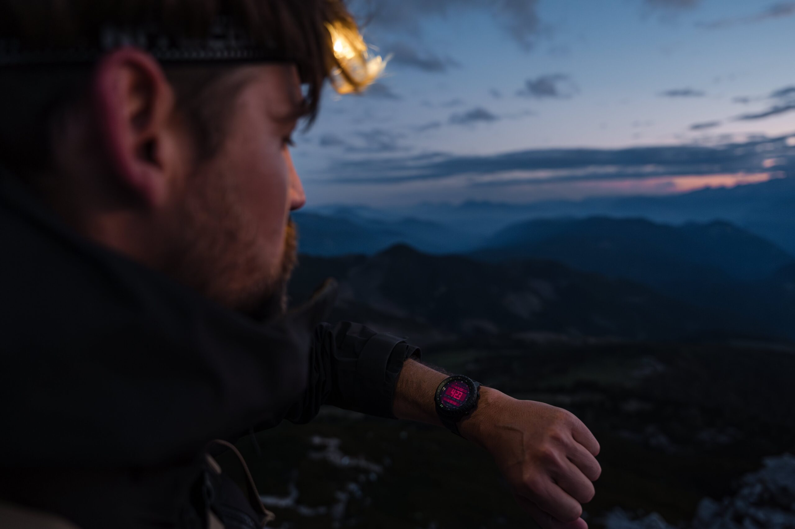 Suunto Core 2 - czerwone światło