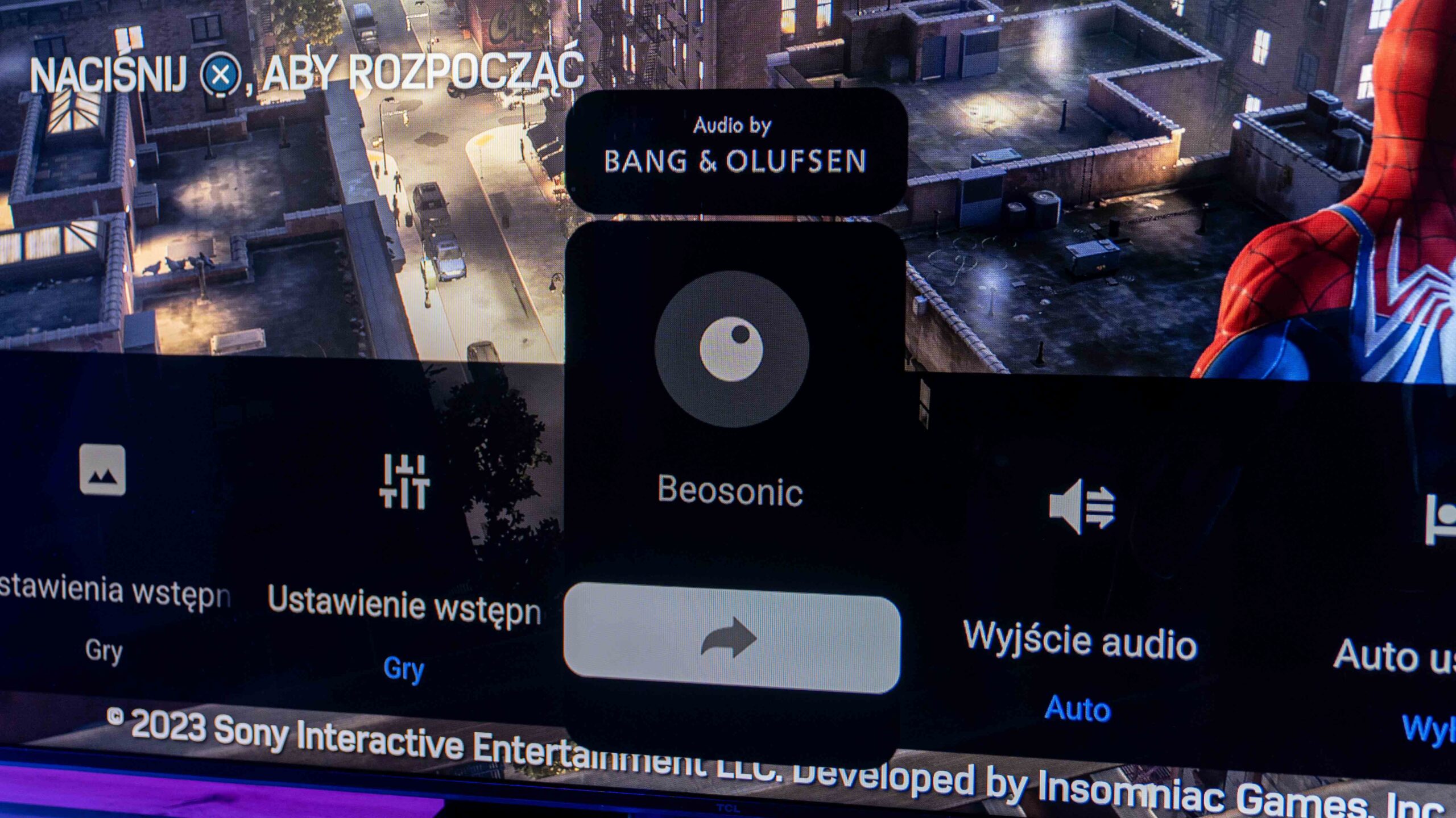 TCL C7L