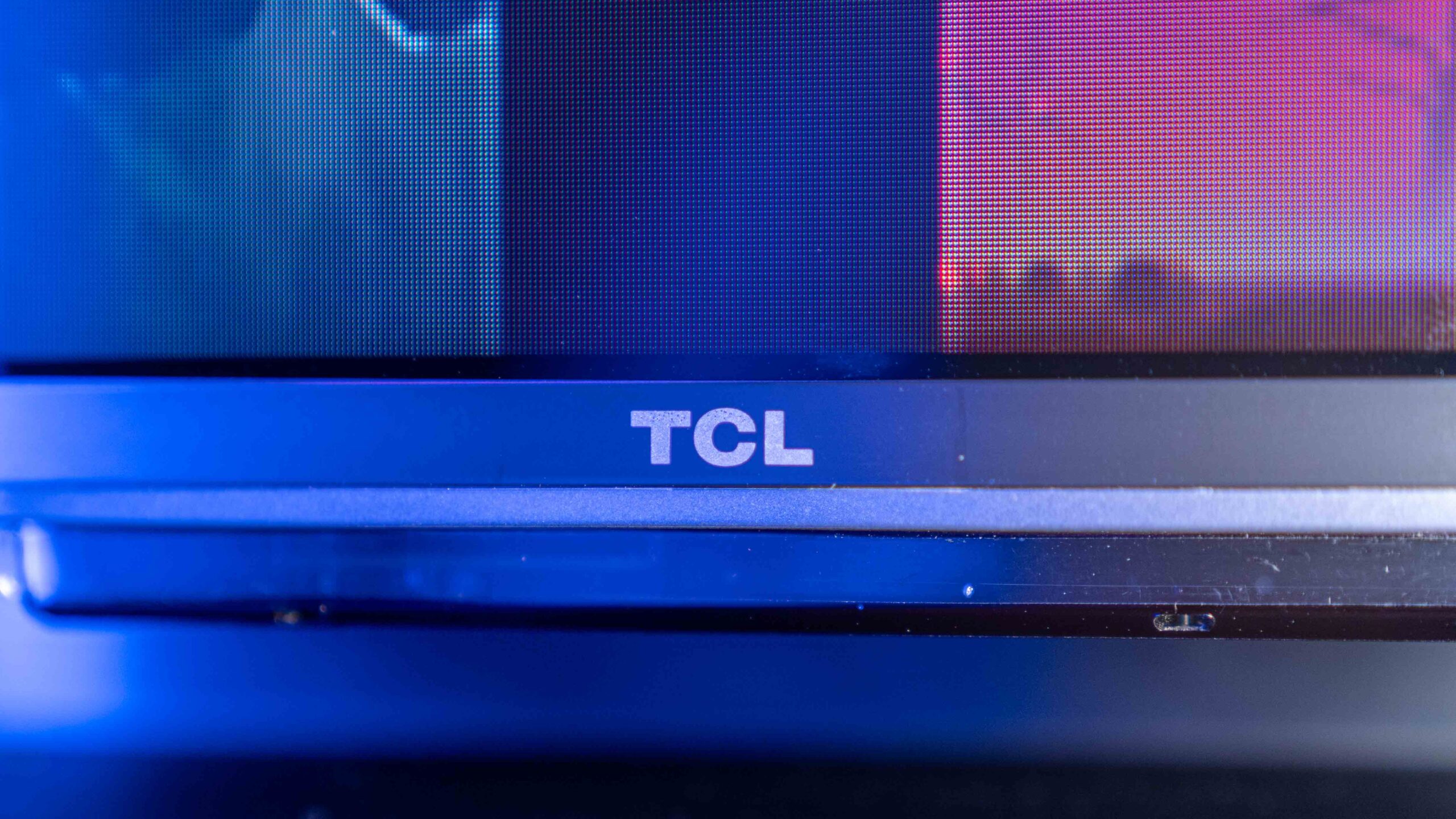 TCL C7L