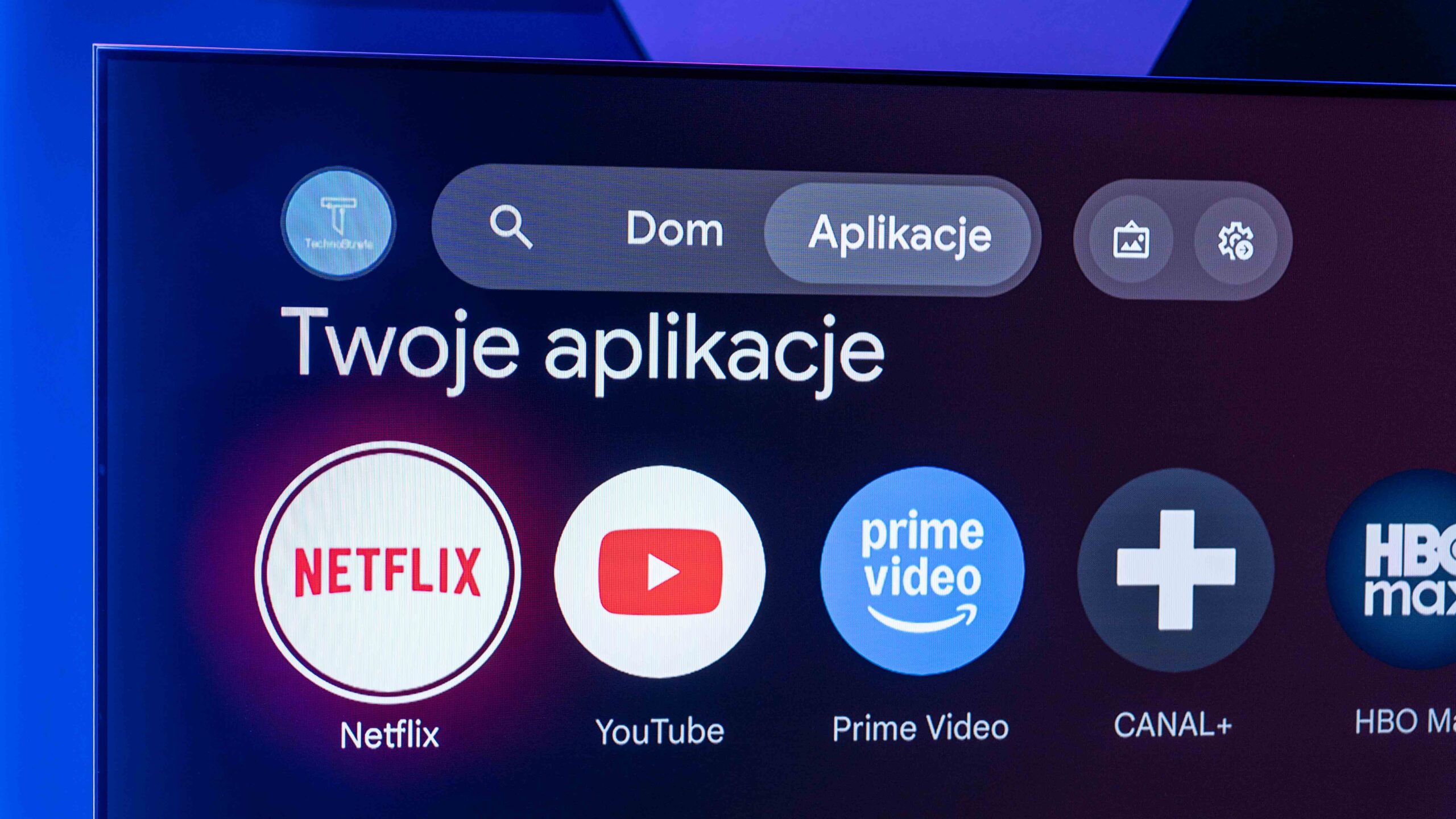 TCL C7L