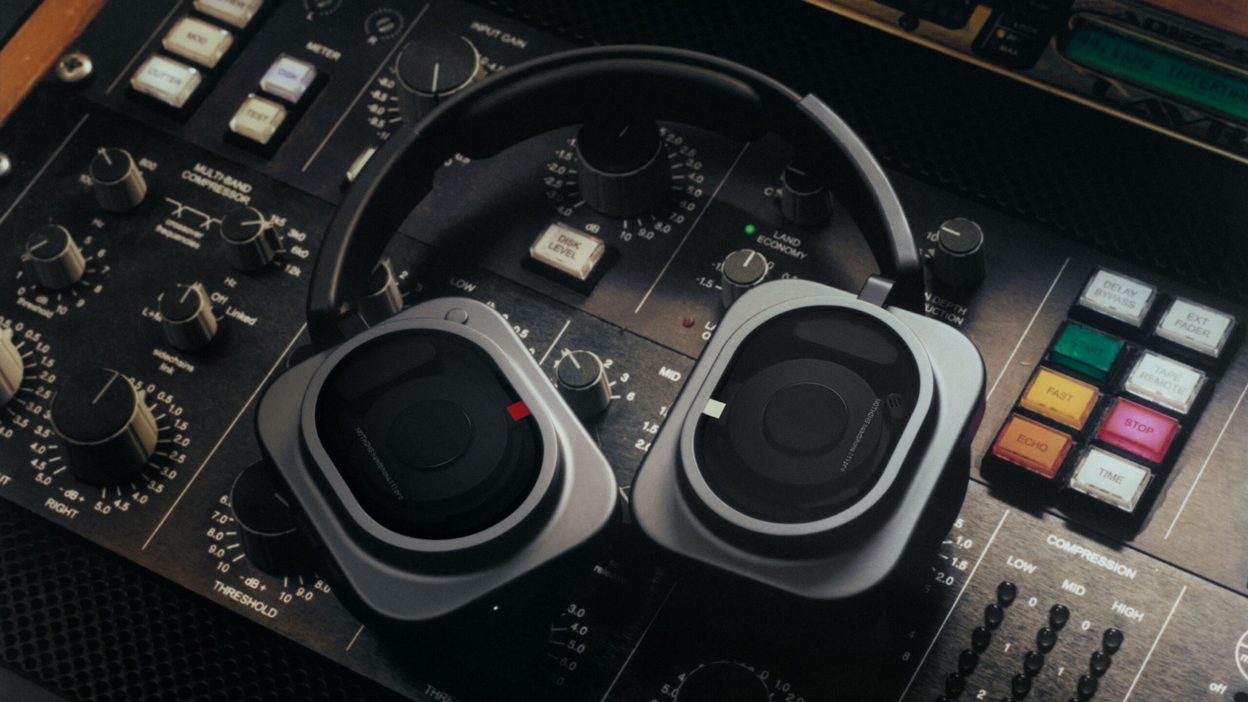 Nothing Headphone (1) Pro x Metropolis Studios