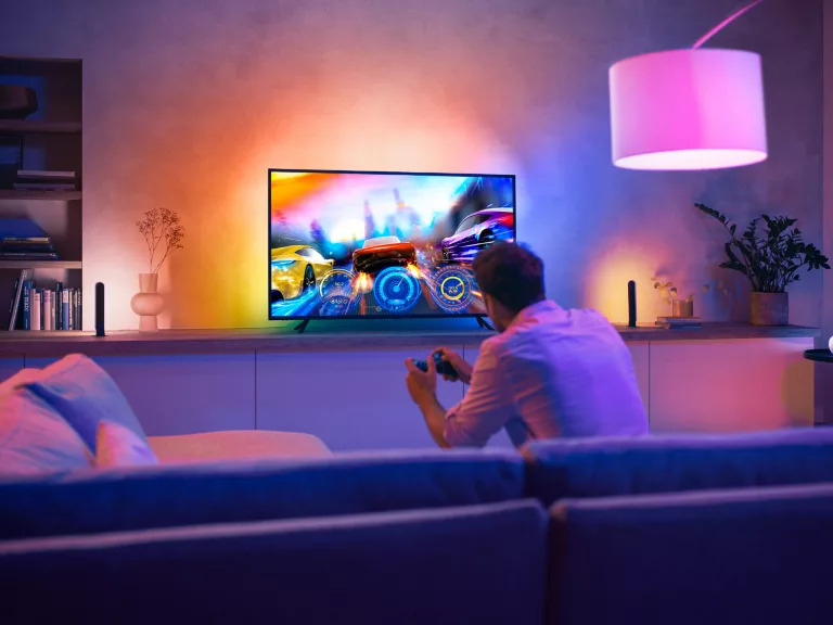 Play gradient strip light