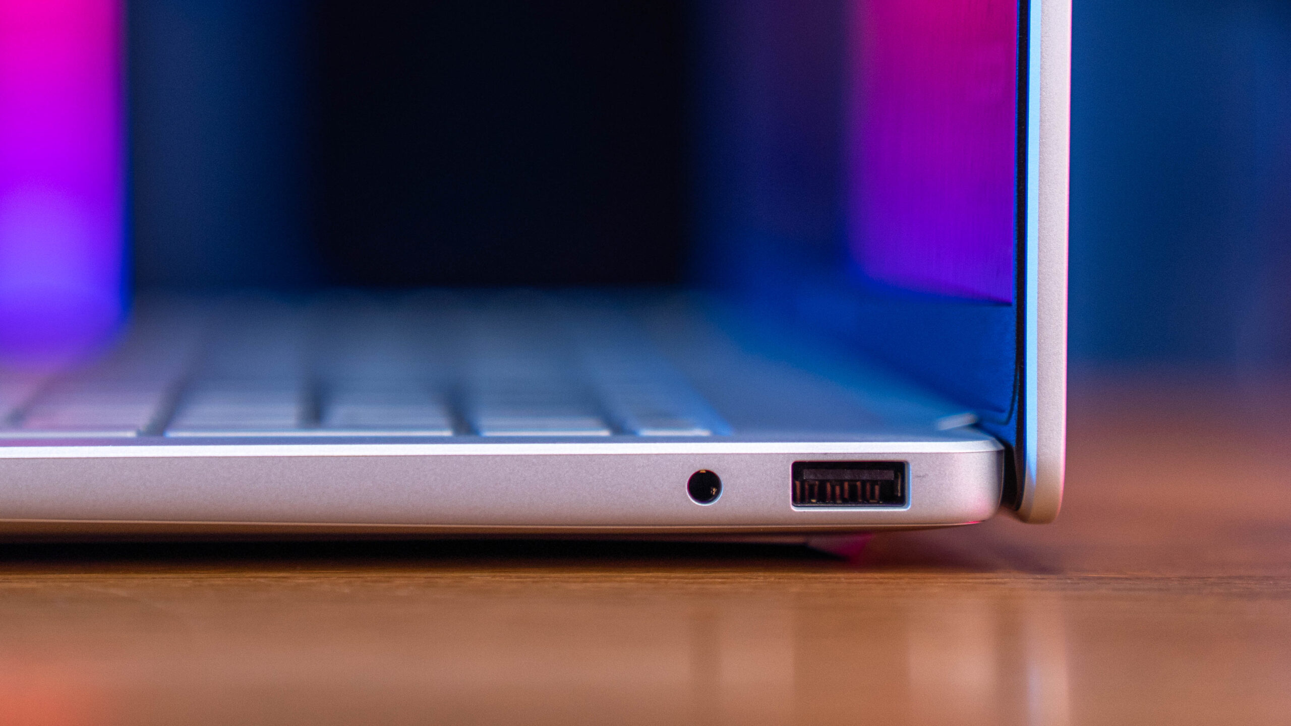 HP OmniBook 3 - Porty