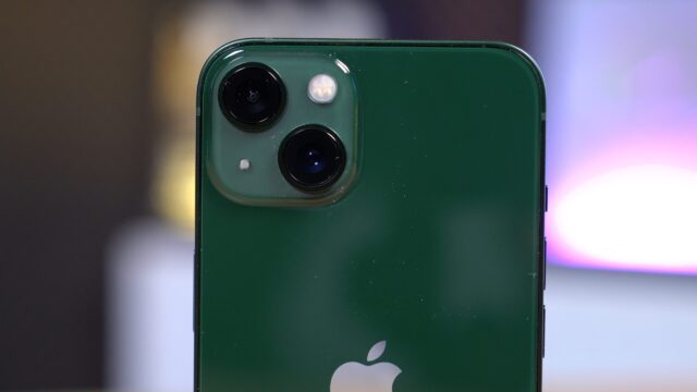 iPhone 13 w wersji zielonej - aparaty