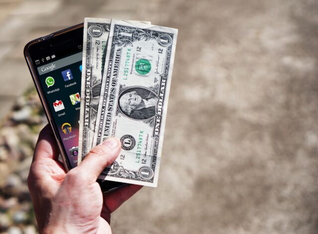 Smartfony i dolary
